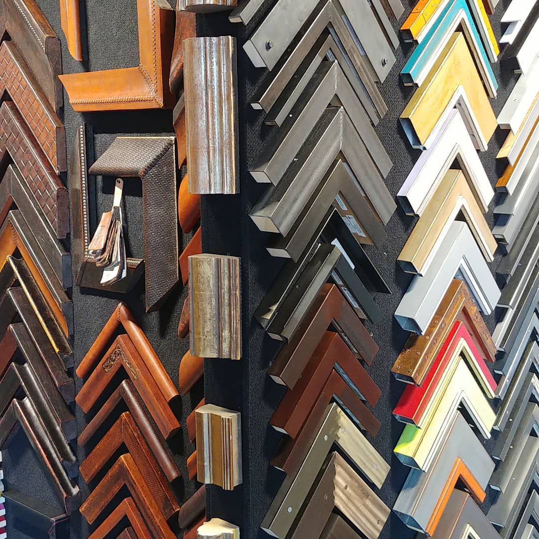 Frame Library and material samples at Image & Frame